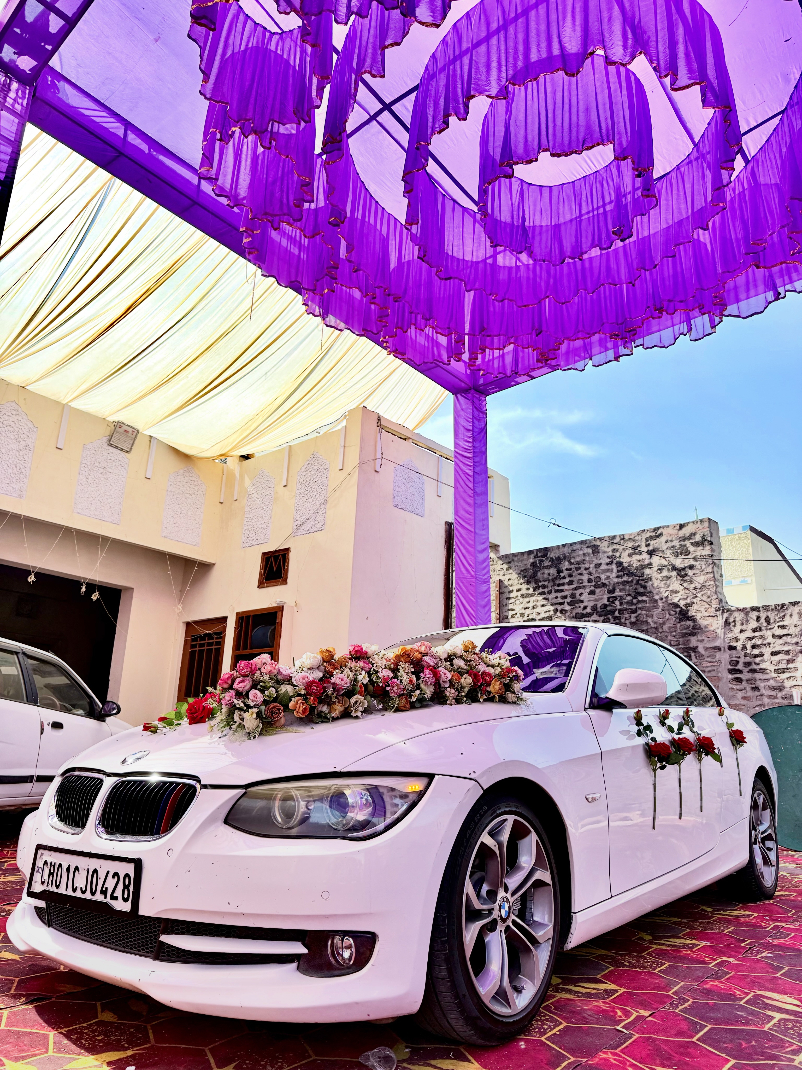Wedding luxury car image